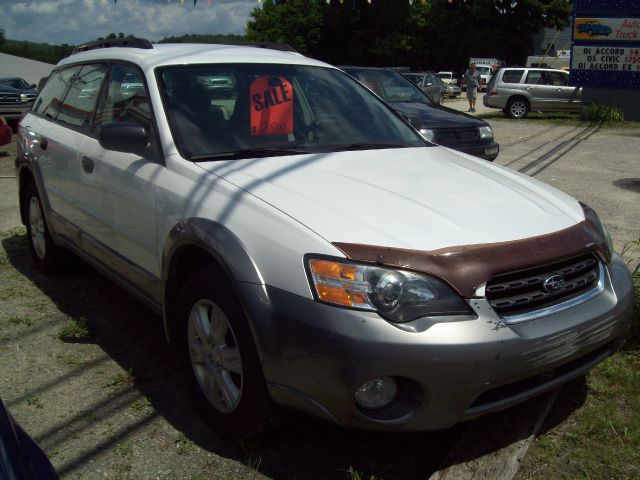 Subaru Outback 2005 photo 2