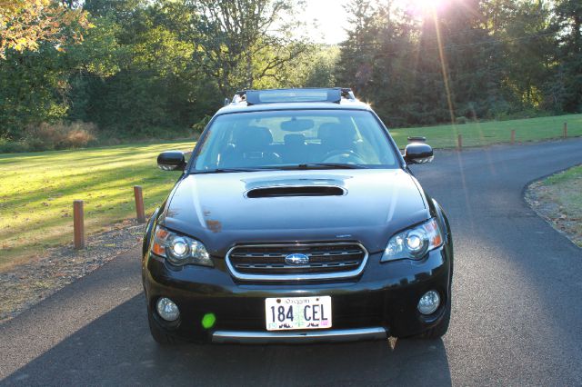 Subaru Outback 2005 photo 1