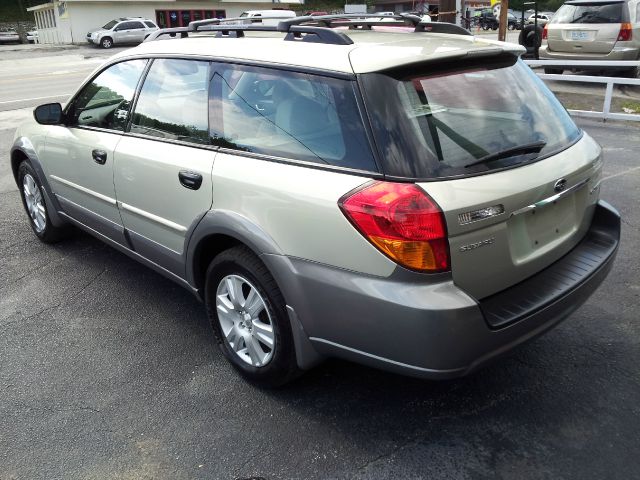 Subaru Outback EX 4D Hardtop SUV