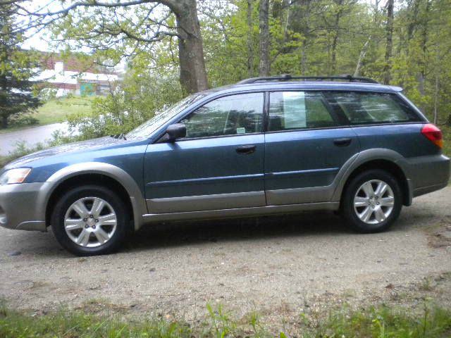 Subaru Outback 2005 photo 40