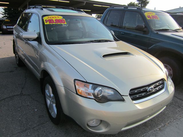 Subaru Outback 2005 photo 4