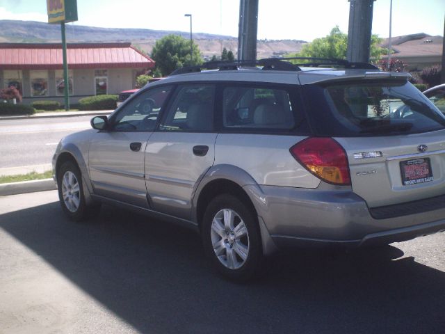 Subaru Outback 2005 photo 1