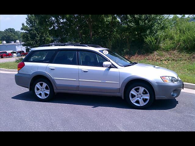 Subaru Outback 2005 photo 1