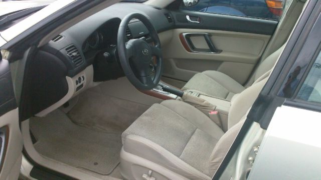 Subaru Outback 2005 photo 3