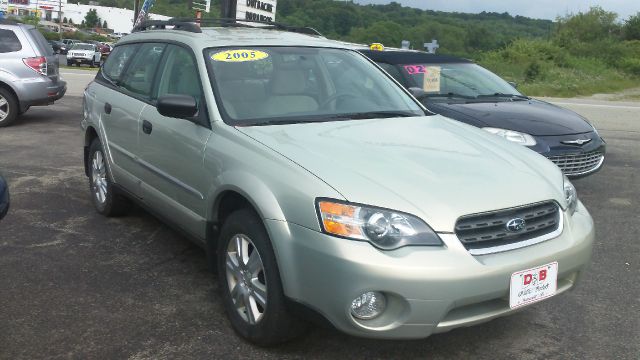 Subaru Outback 2005 photo 4