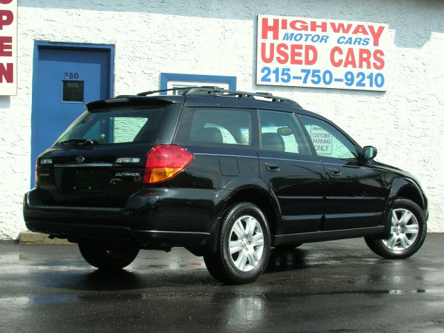 Subaru Outback 2005 photo 4