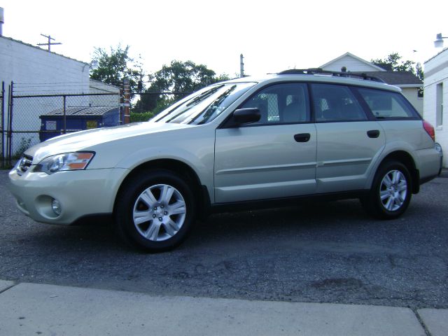 Subaru Outback 2005 photo 2