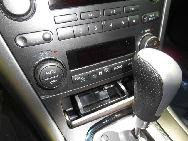 Subaru Outback 2006 photo 18