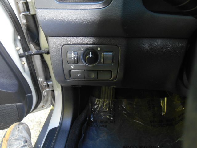 Subaru Outback 2006 photo 21