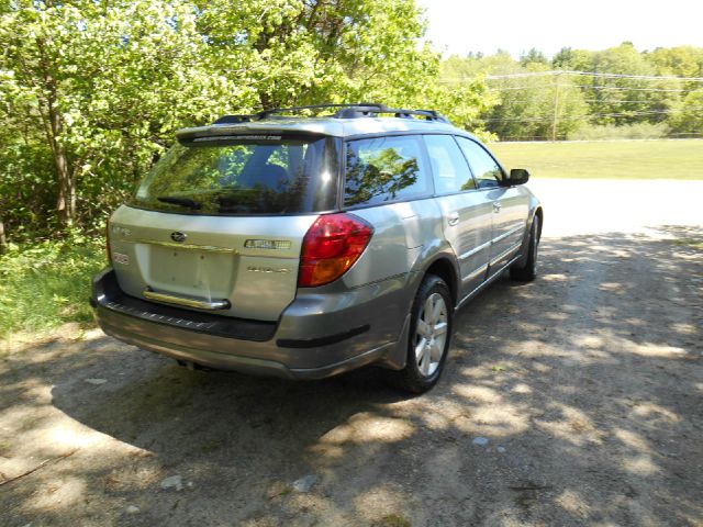 Subaru Outback 2006 photo 29