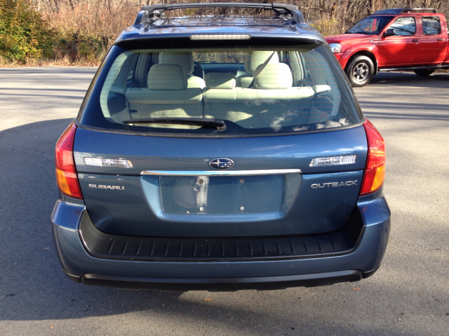 Subaru Outback 2006 photo 2