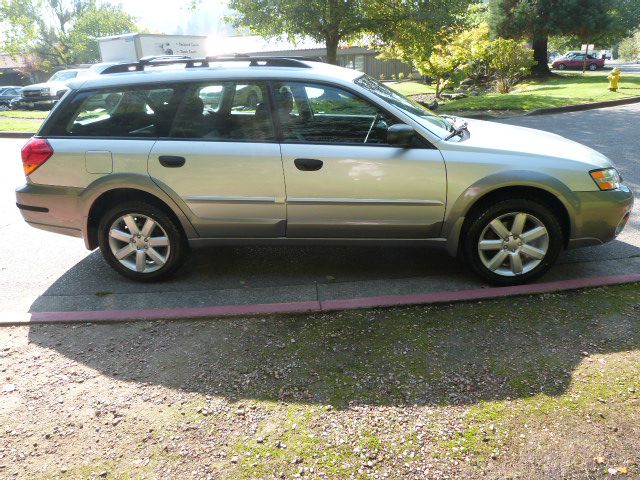 Subaru Outback EX 4D Hardtop SUV