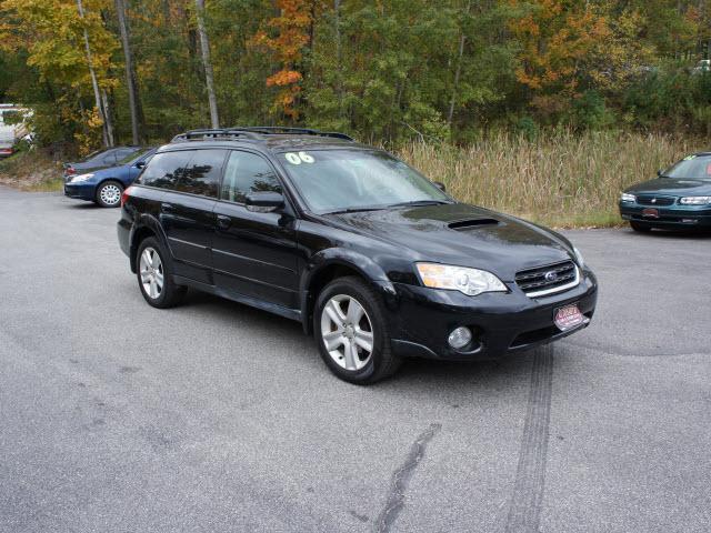 Subaru Outback 2006 photo 2