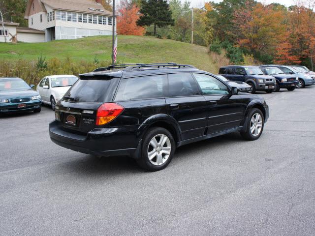 Subaru Outback 2006 photo 4