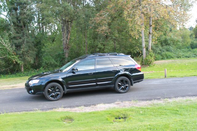 Subaru Outback Reg Cab 112 WB XL SUV