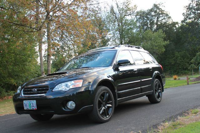 Subaru Outback 2006 photo 2