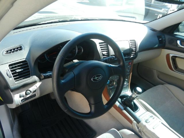 Subaru Outback 2006 photo 16