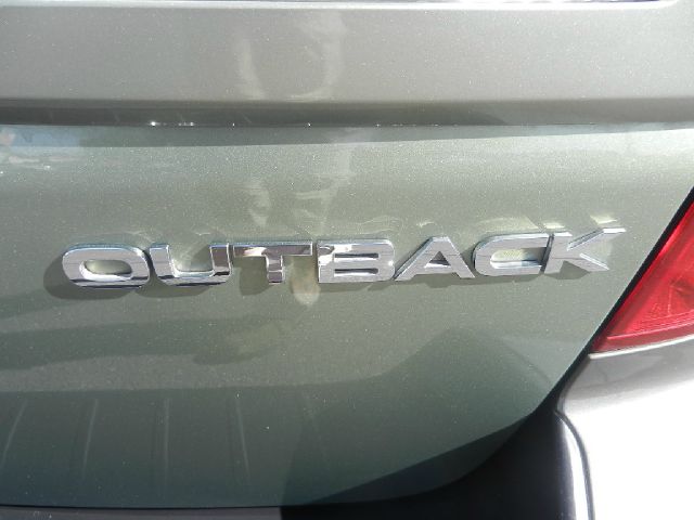 Subaru Outback 2006 photo 18