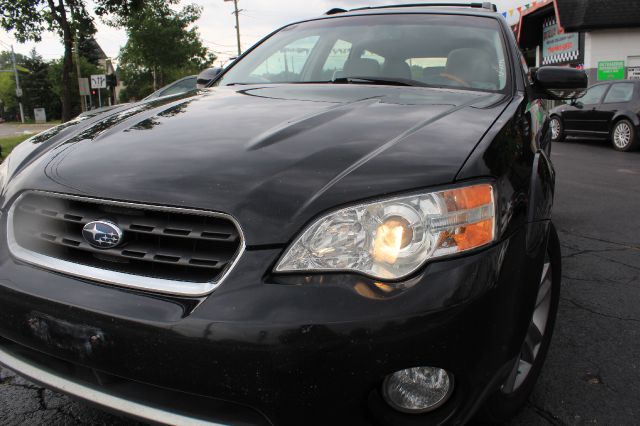 Subaru Outback 2006 photo 4