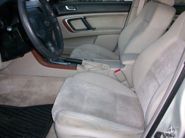 Subaru Outback 2006 photo 4