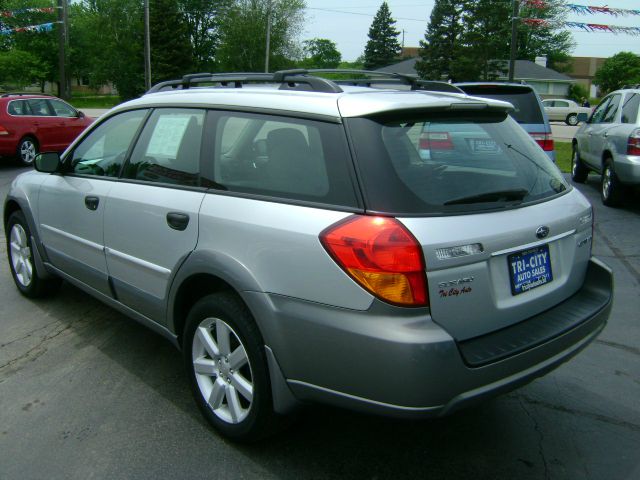 Subaru Outback 2006 photo 1