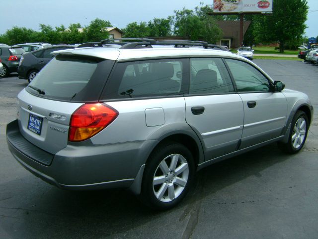 Subaru Outback 2006 photo 4