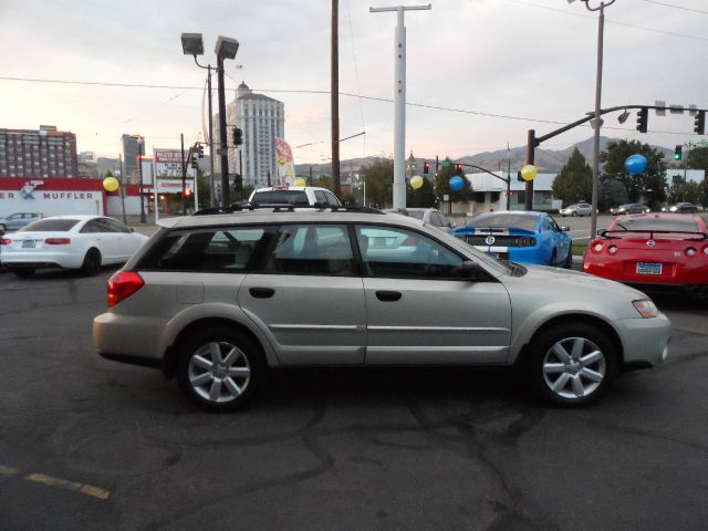 Subaru Outback 2006 photo 1