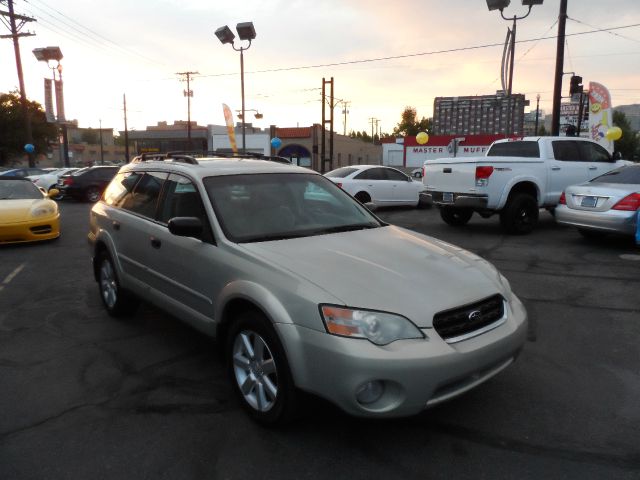 Subaru Outback 2006 photo 2