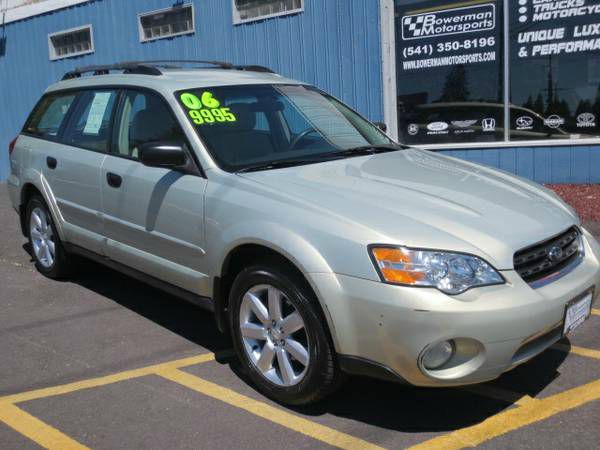 Subaru Outback 2006 photo 2