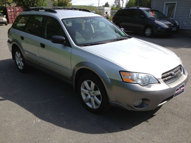 Subaru Outback 2006 photo 2