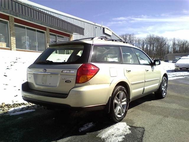 Subaru Outback E350 AMG Sport Unspecified