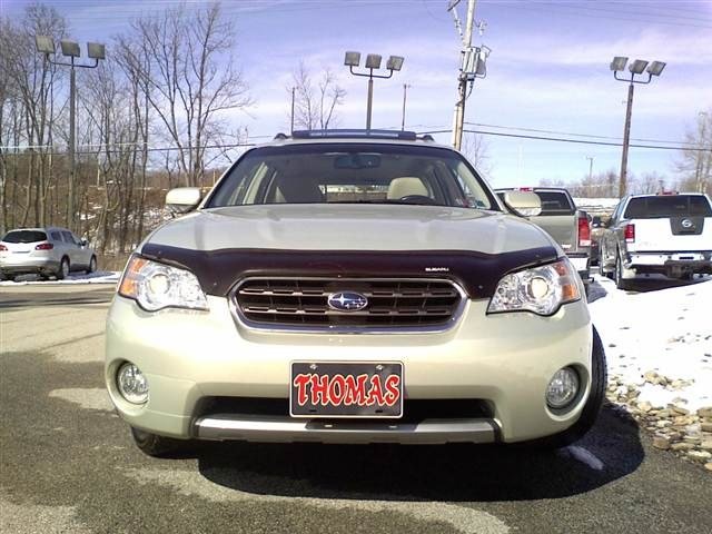 Subaru Outback 2006 photo 2