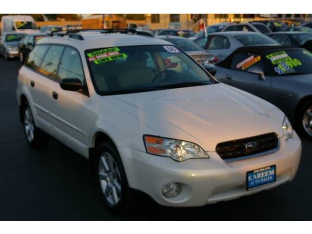 Subaru Outback 2006 photo 2