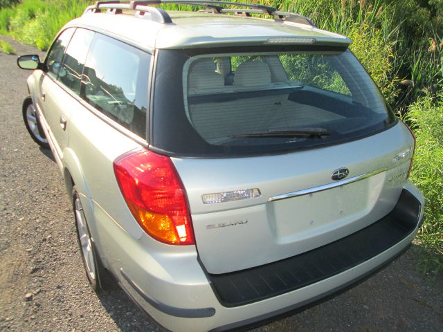 Subaru Outback 2006 photo 3