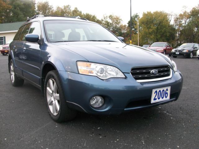 Subaru Outback SLT 25 Sport Utility