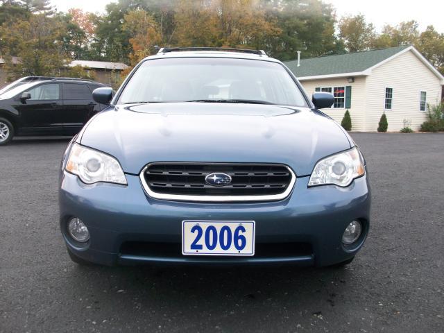 Subaru Outback 2006 photo 1