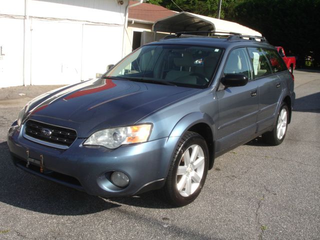 Subaru Outback EX 4D Hardtop SUV