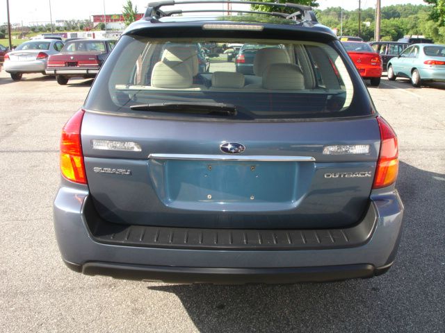 Subaru Outback 2006 photo 1