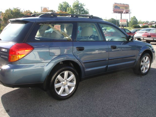 Subaru Outback 2006 photo 3