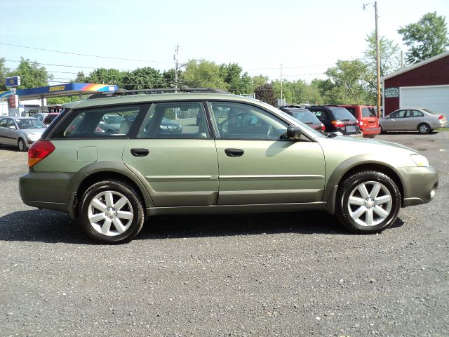 Subaru Outback 2006 photo 18