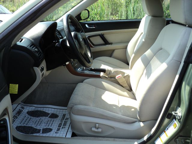 Subaru Outback 2006 photo 23