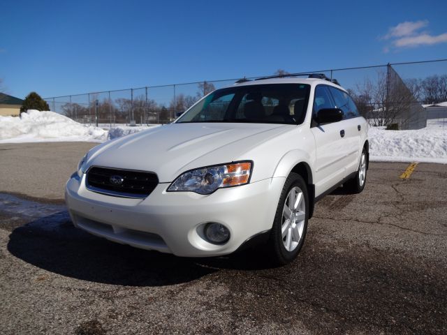 Subaru Outback 2006 photo 2