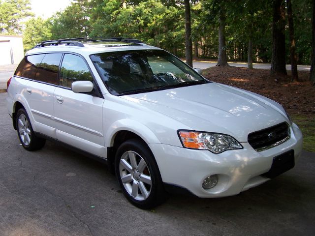 Subaru Outback 2006 photo 2