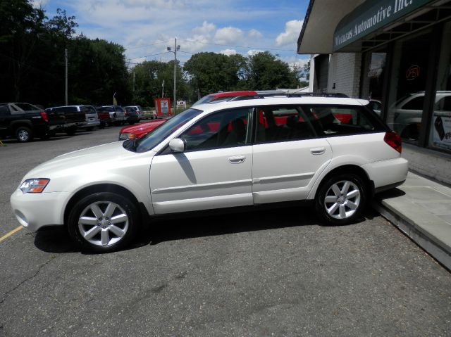 Subaru Outback 2006 photo 3