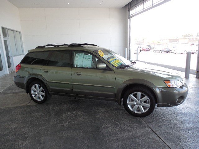 Subaru Outback 2006 photo 4