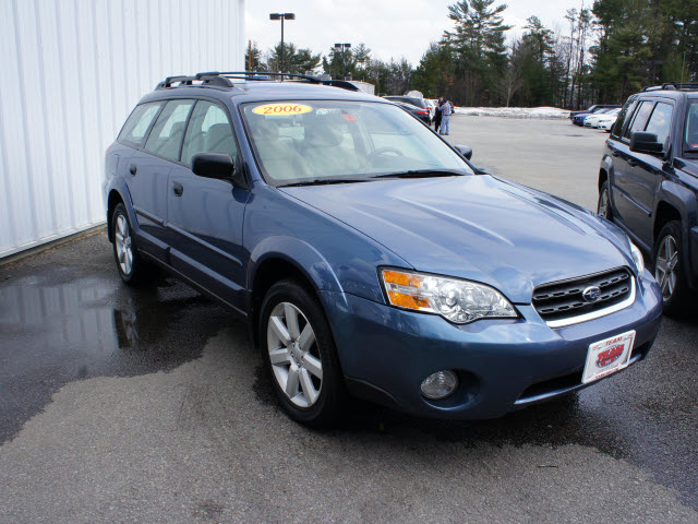 Subaru Outback 2006 photo 3