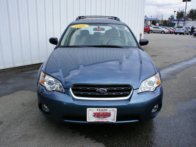 Subaru Outback 2006 photo 5