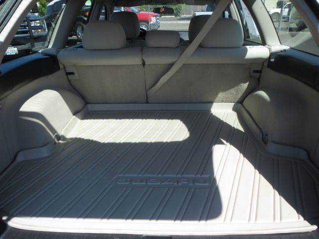 Subaru Outback 2006 photo 4