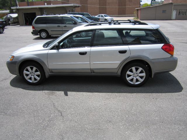 Subaru Outback 2006 photo 1