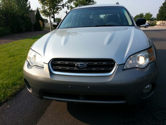 Subaru Outback 2006 photo 4